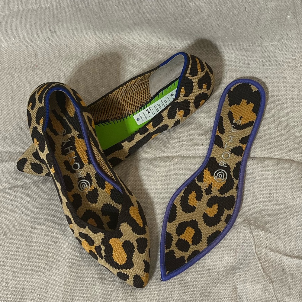 Rothys cheetah print points size 8